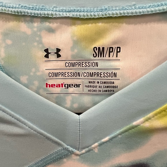 Under Armor UA SURF Compression Shirt - Picture 3 of 4